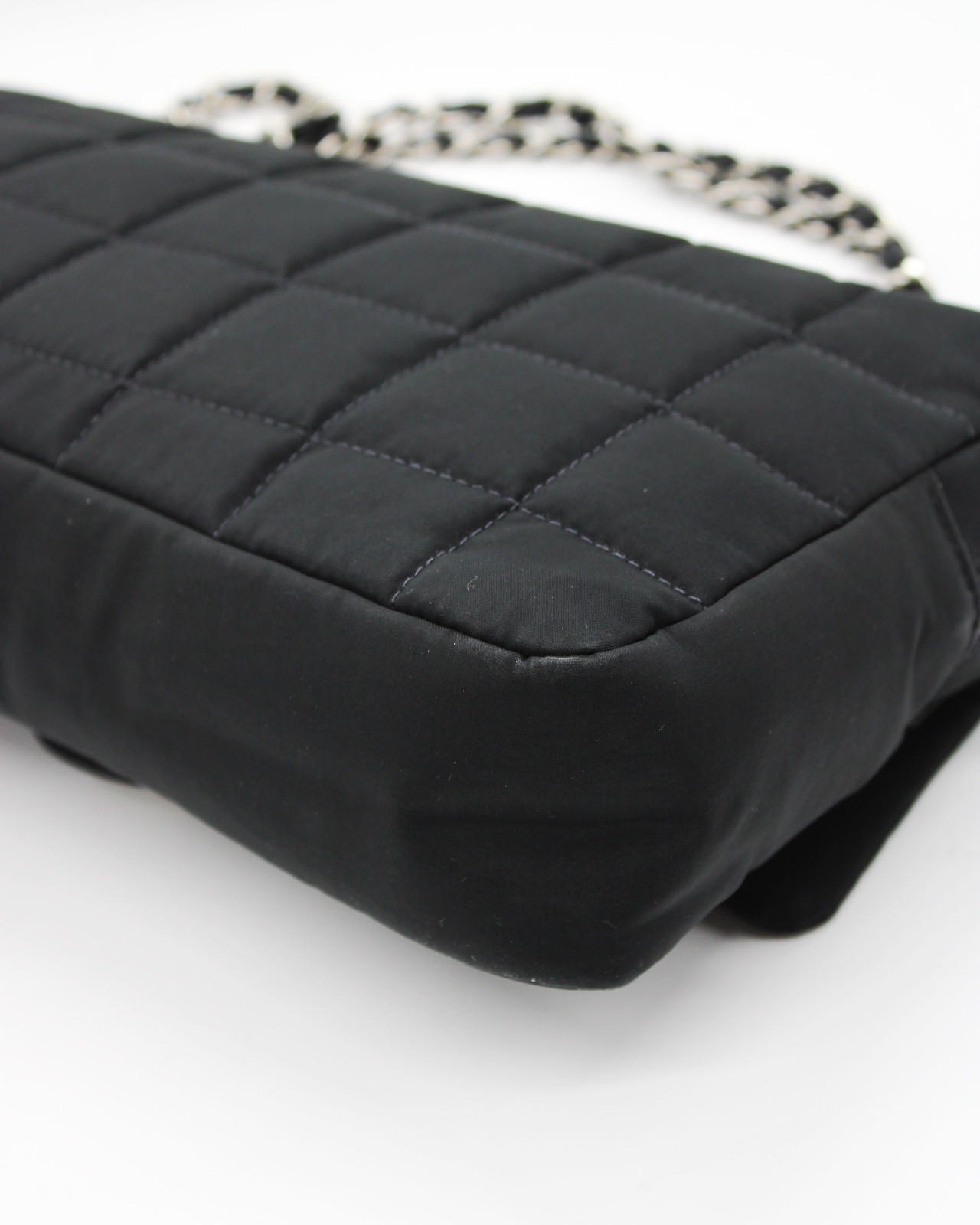 Borsa Chanel Chocolate Bar nera thumb