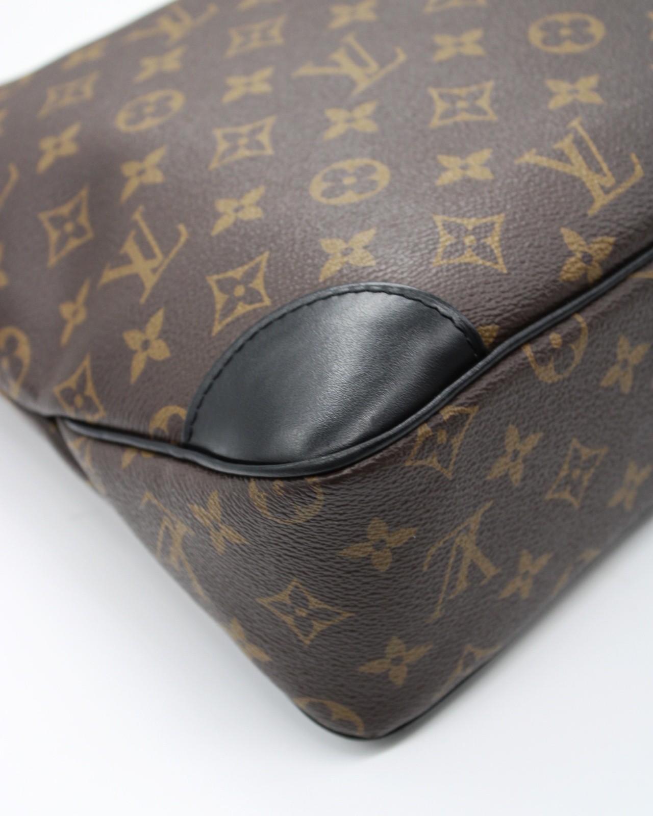 Borsa Louis Vuitton Odeon MM thumb