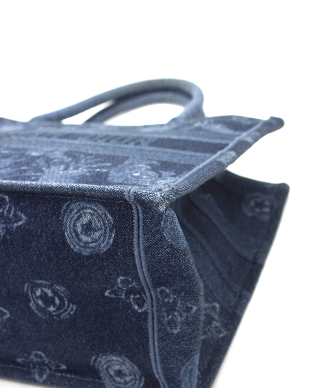 Borsa Dior Tote Book in denim blu media thumb