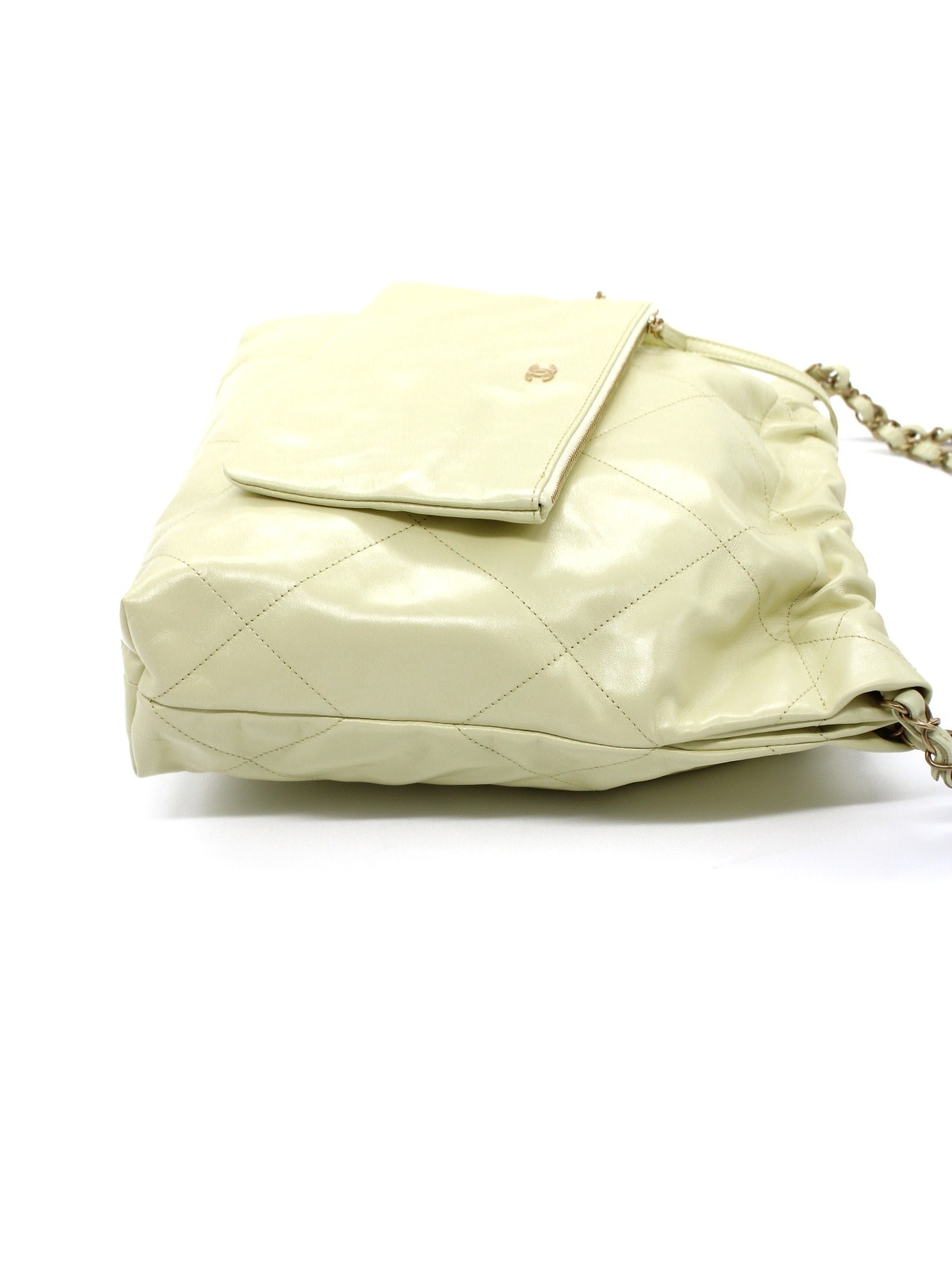 Borsa Chanel 22 piccola thumb