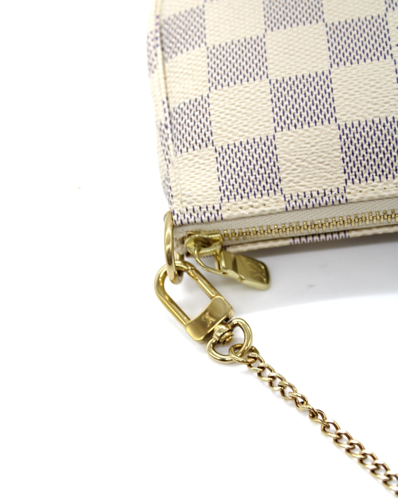 Pochette Louis Vuitton Mini accessoires in damier azur thumb