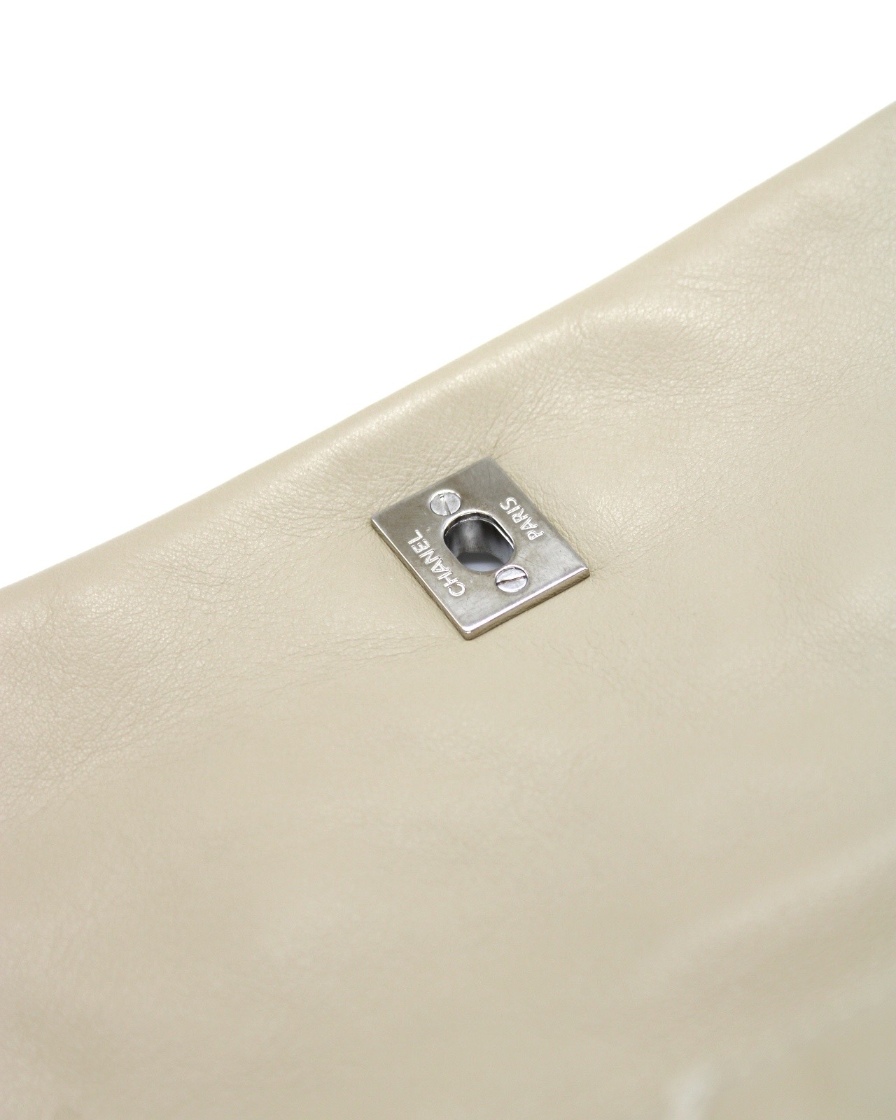 Borsa Chanel Wild Stitch in pelle beige thumb
