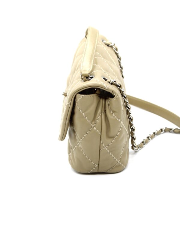 Borsa Chanel Wild Stitch in pelle beige