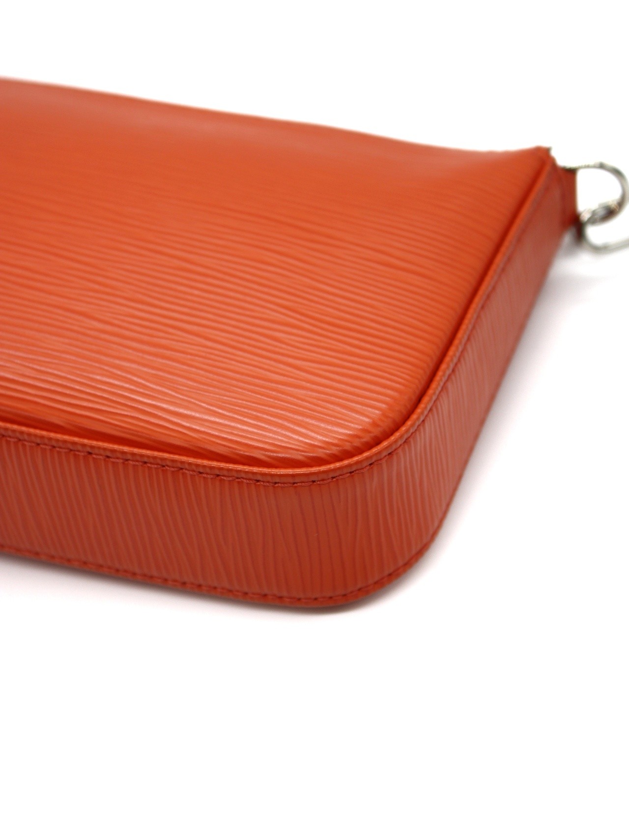 Pochette Louis Vuitton in pelle epi arancione thumb