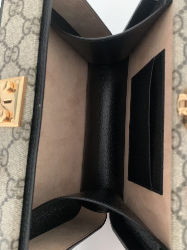 Tracolla Gucci Interlocking GG e Pelle Nera