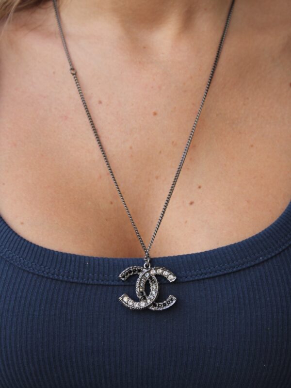 Collana Chanel CC