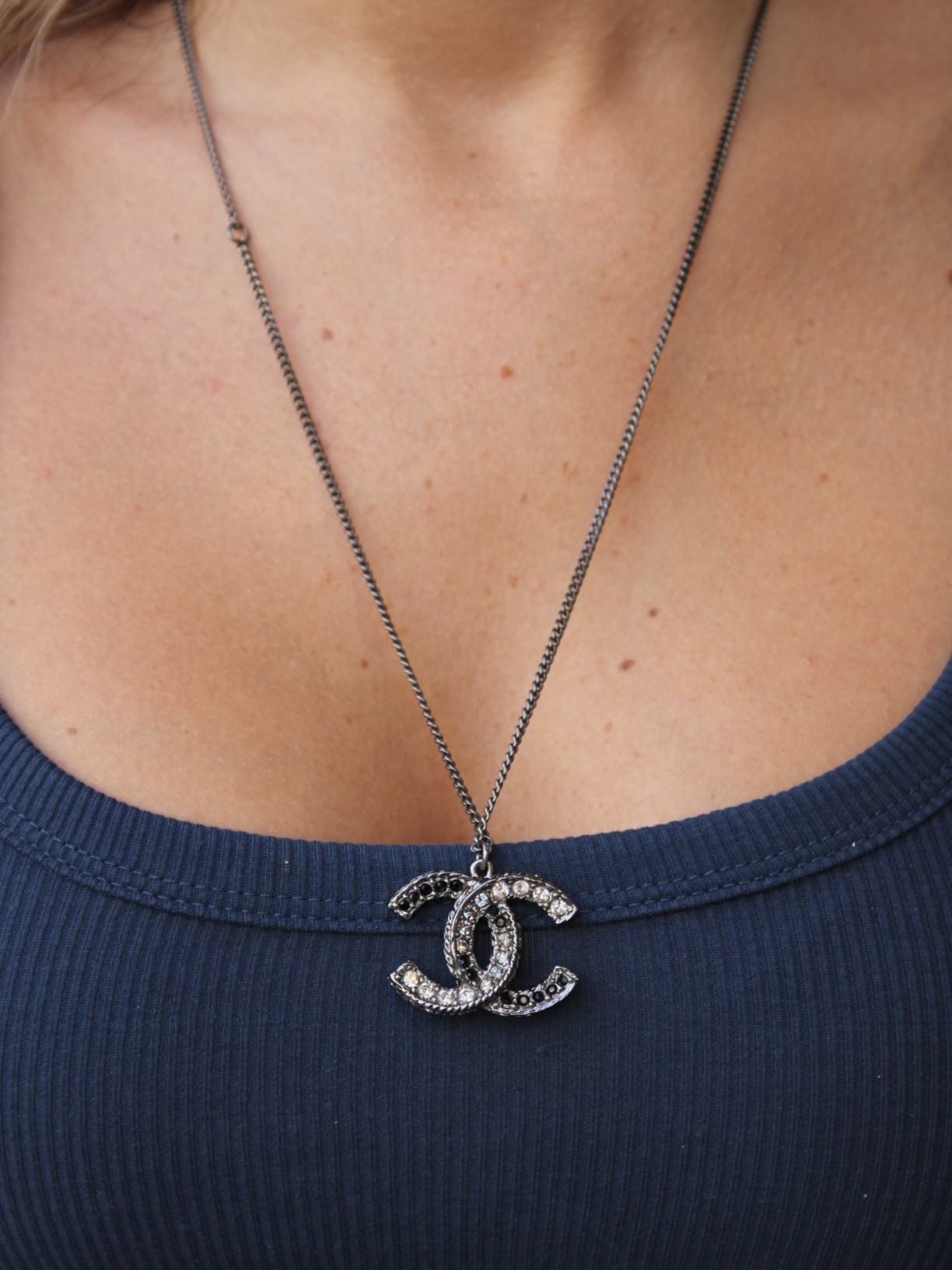 Collana Chanel CC thumb