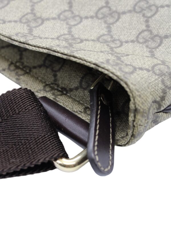 Tracolla Gucci in Tela GG Supreme e inserti in Pelle Testa di Moro