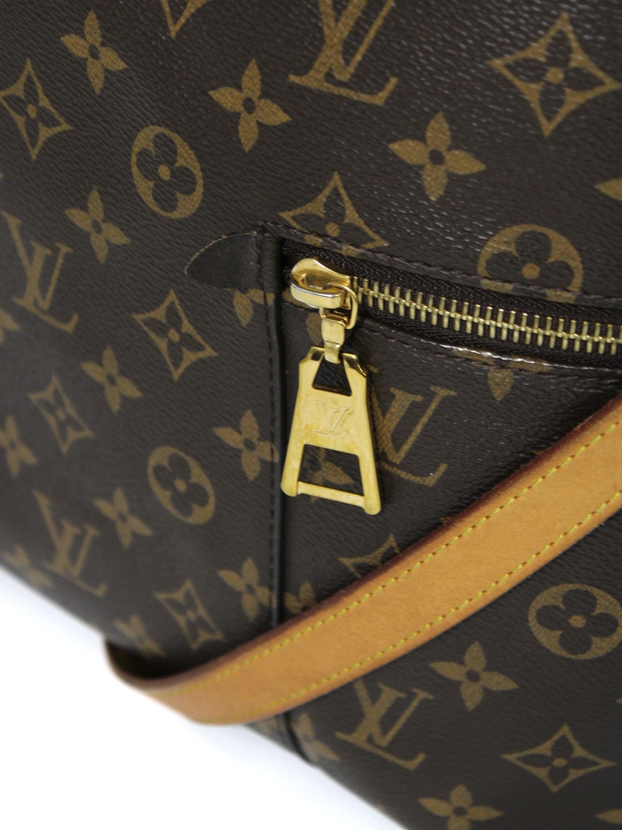 Borsa Louis Vuitton Melie in monogram thumb