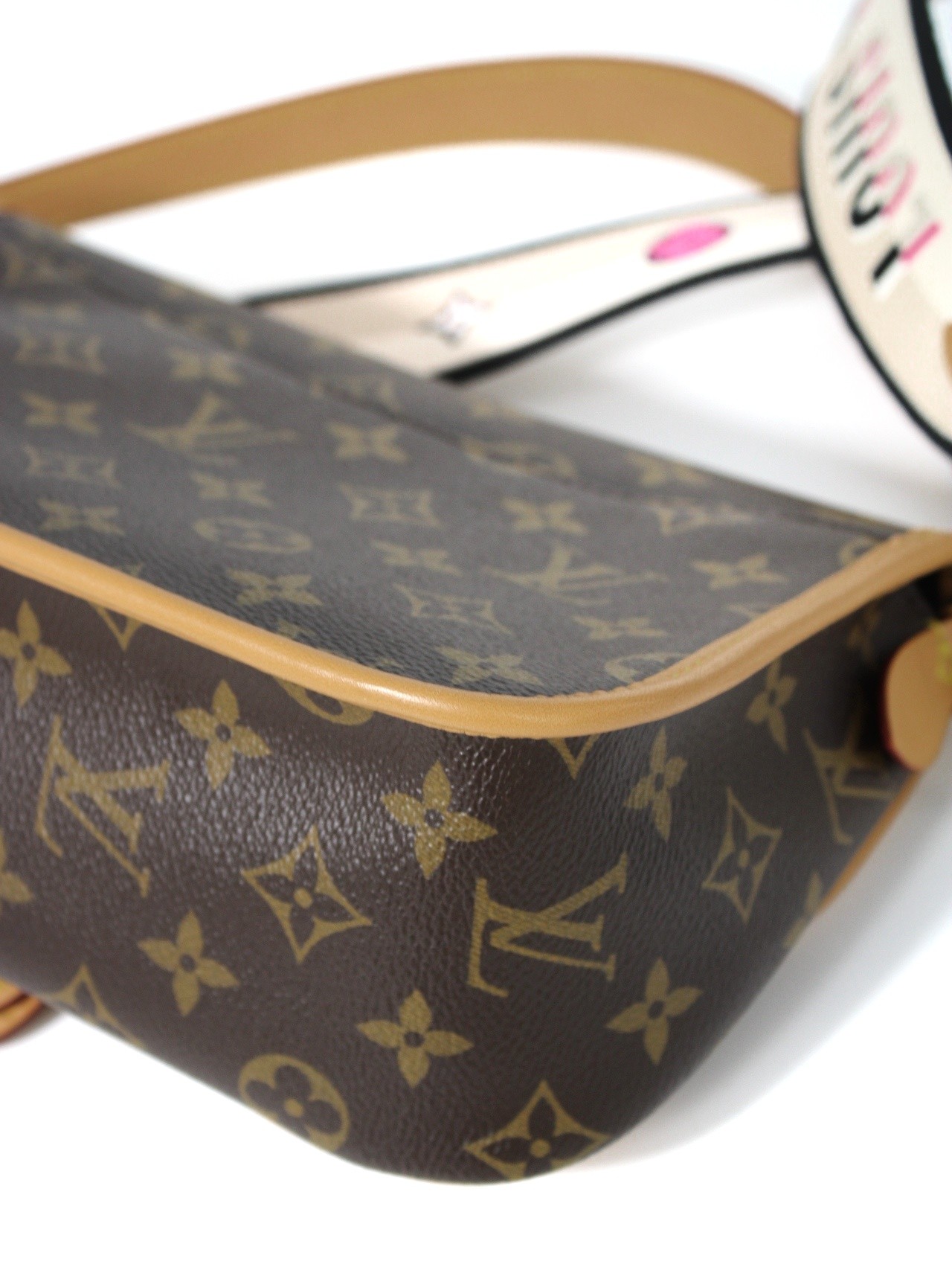 Borsa Louis Vuitton Diana in monogram thumb