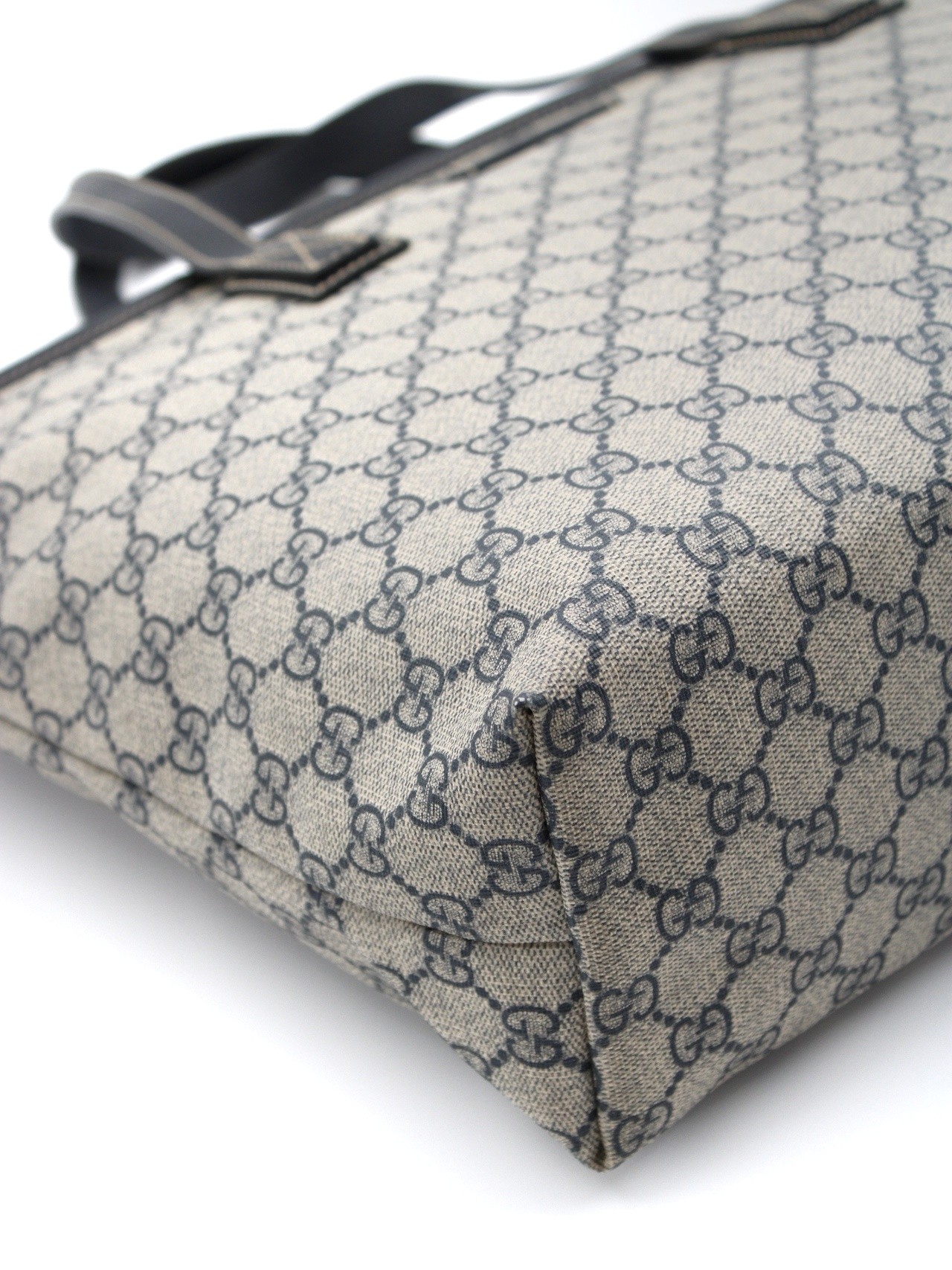 Shopper Gucci GG  in tela plastificata thumb