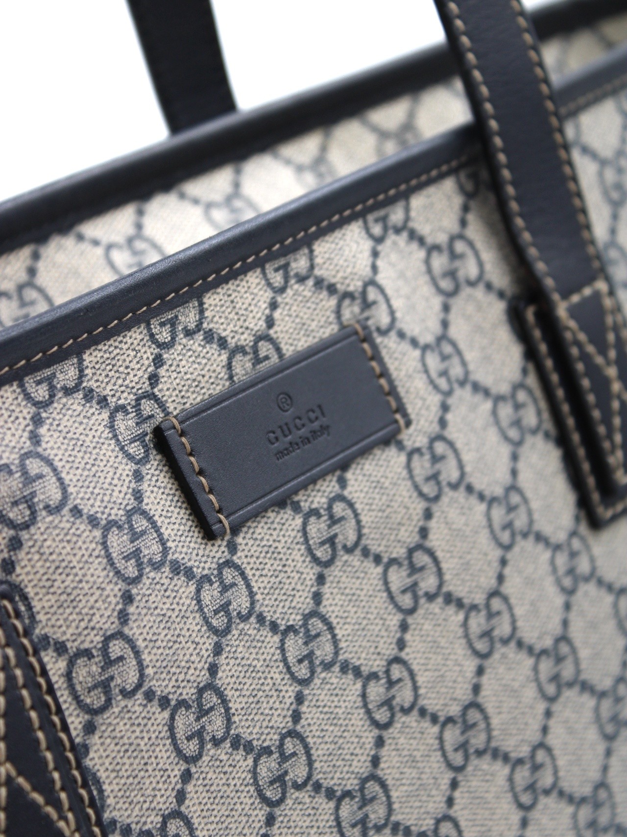 Shopper Gucci GG  in tela plastificata thumb