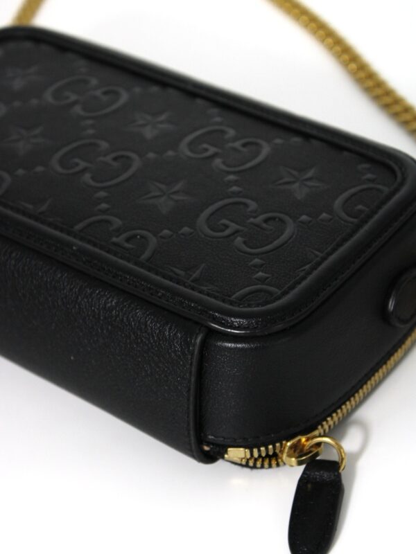 Borsa Gucci GG Top Handle in pelle nera