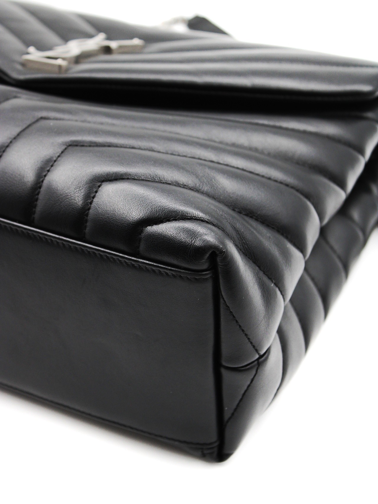 Borsa Saint Laurent Lou Lou media in pelle thumb
