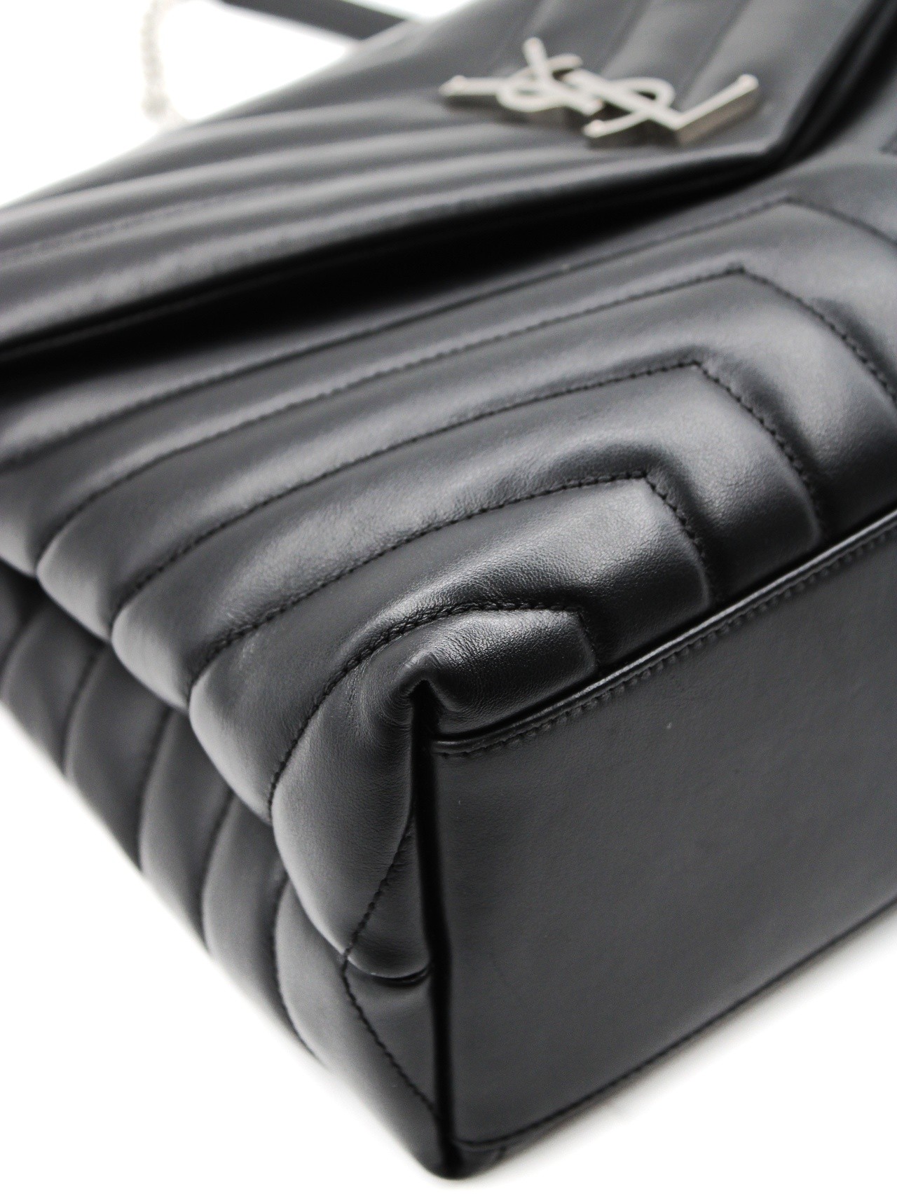 Borsa Saint Laurent Lou Lou media in pelle thumb