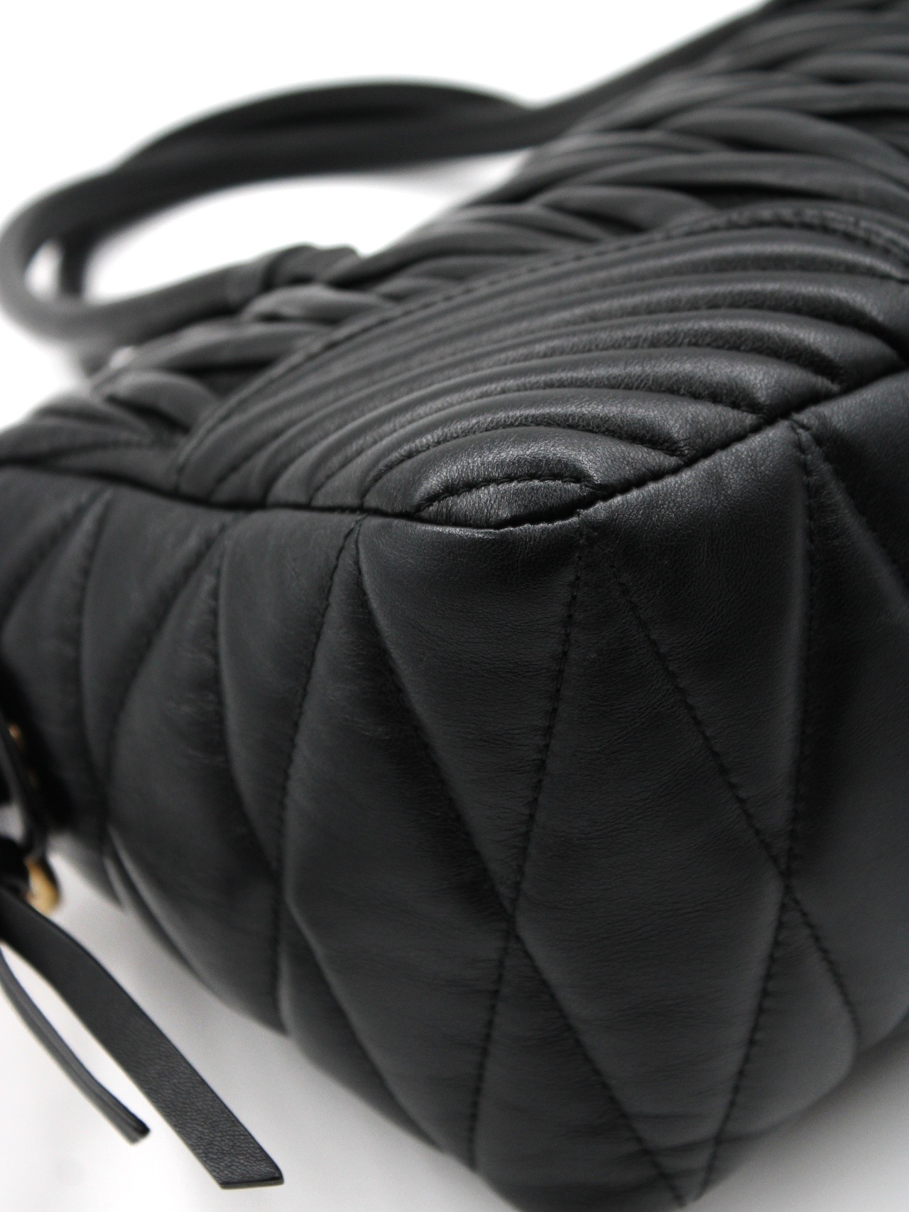 Bauletto Miu Miu con tracolla thumb