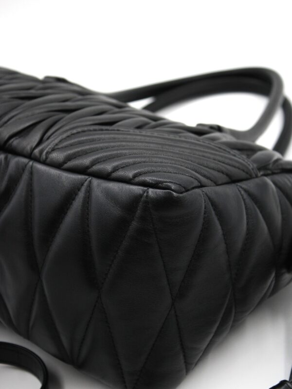 Bauletto Miu Miu con tracolla