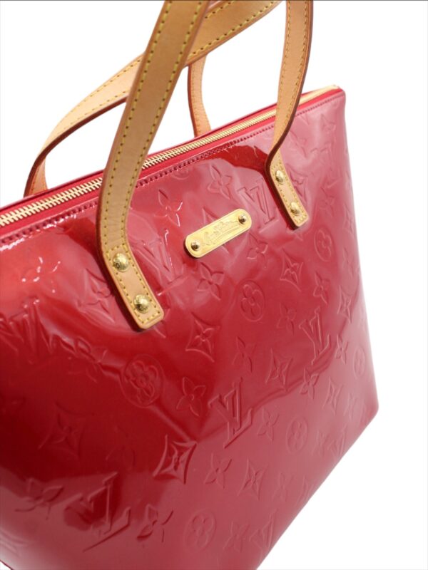 Borsa Louis Vuitton Bellevue in Vernice Rossa