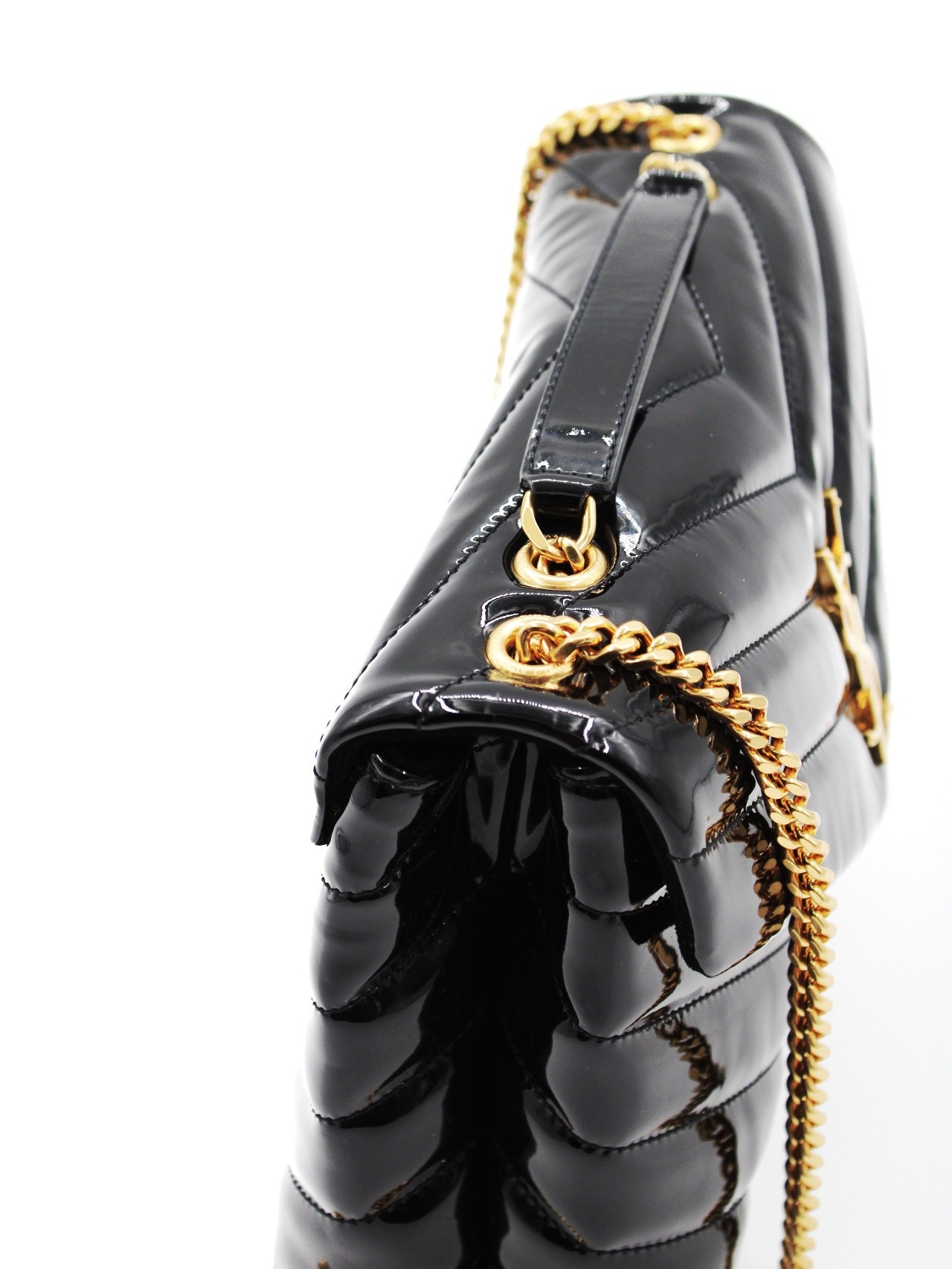 Borsa Saint Laurent Lou Lou small in pelle verniciata thumb