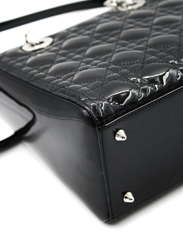 Borsa Lady Dior media in pelle verniciata