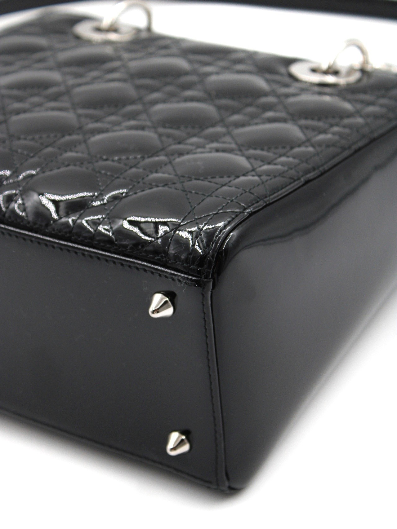 Borsa Lady Dior media in pelle verniciata thumb