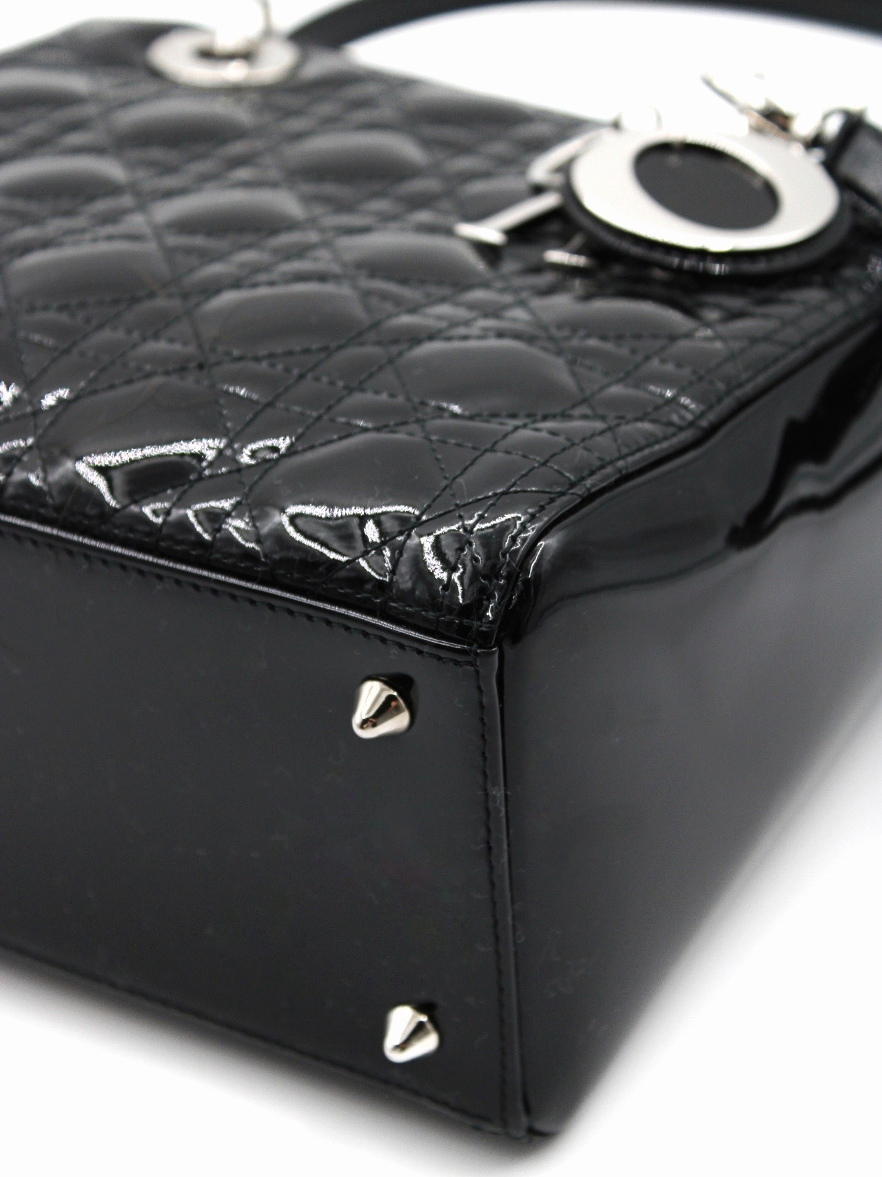 Borsa Lady Dior media in pelle verniciata thumb