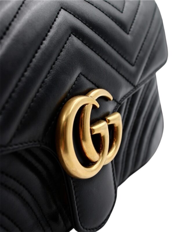 Borsa Gucci Marmont 26 in Pelle Nera