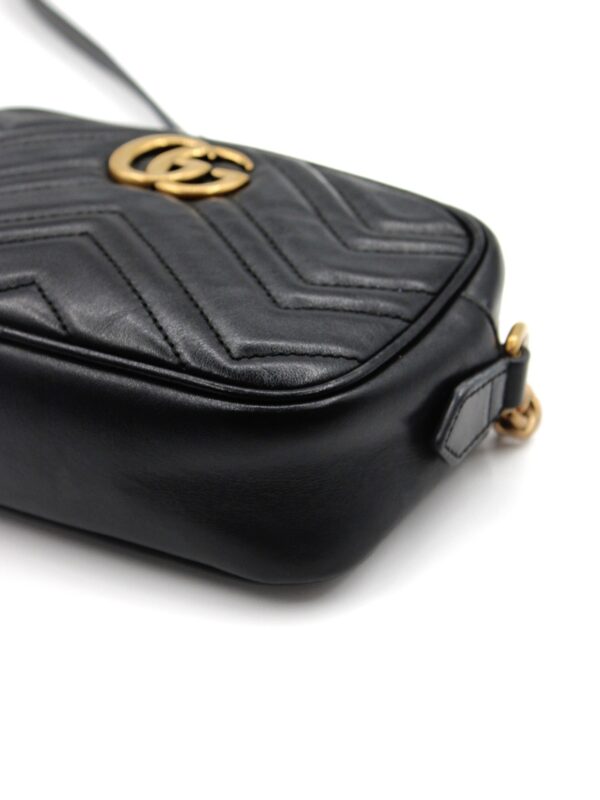 Tracolla mini Gucci Marmont in pelle nera