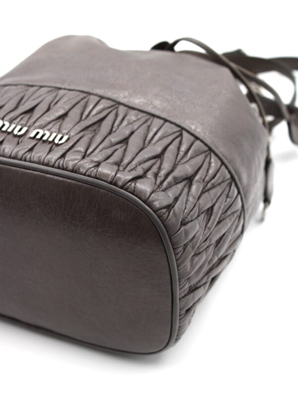 Secchiello Miu Miu in pelle