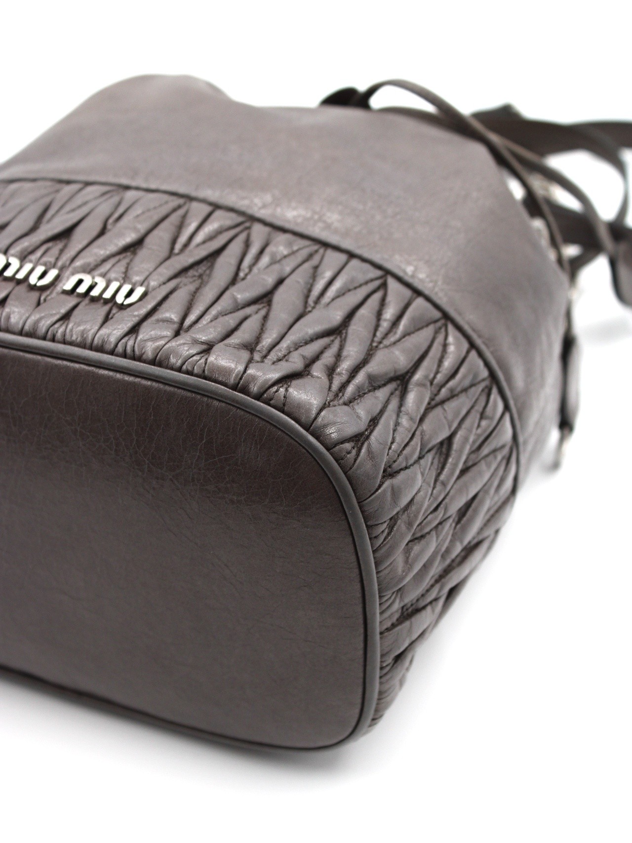 Secchiello Miu Miu in pelle thumb