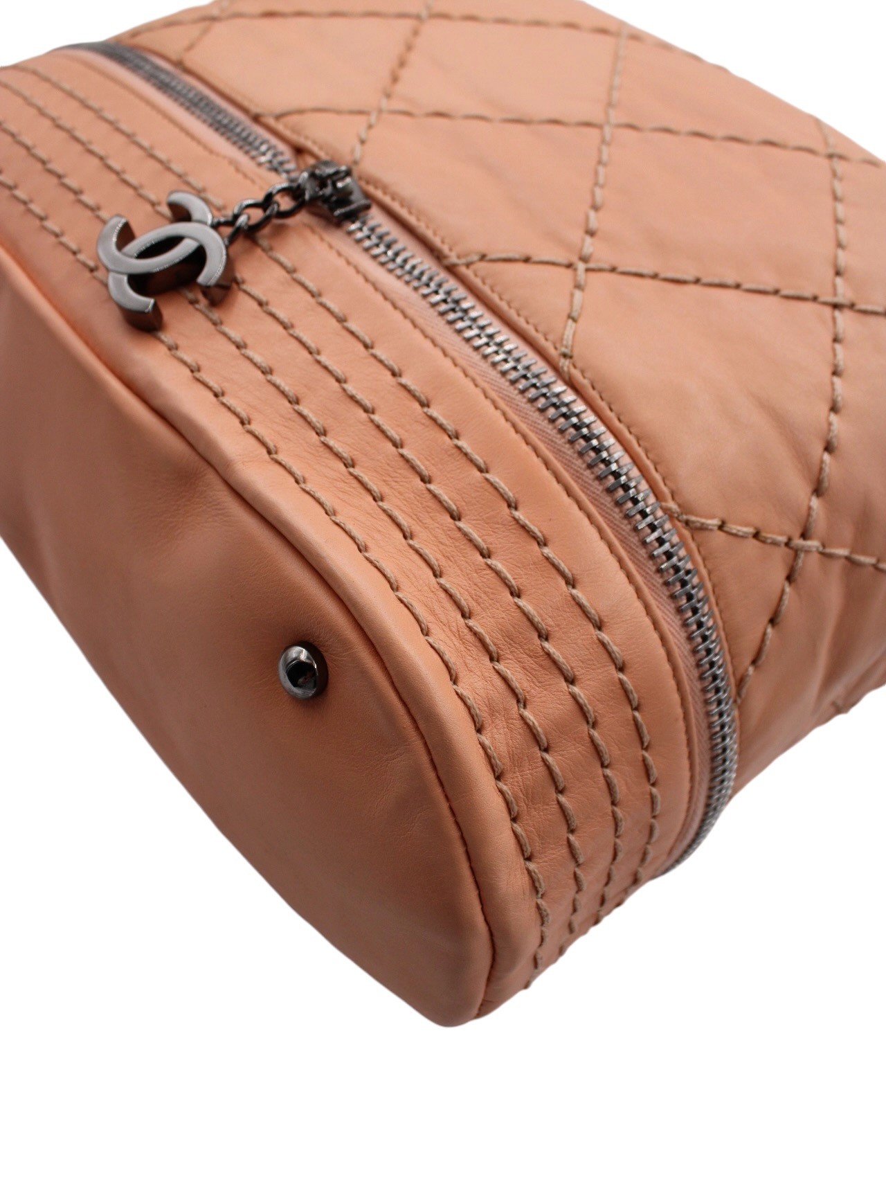 Secchiello Chanel Expandable in Pelle Salmone thumb