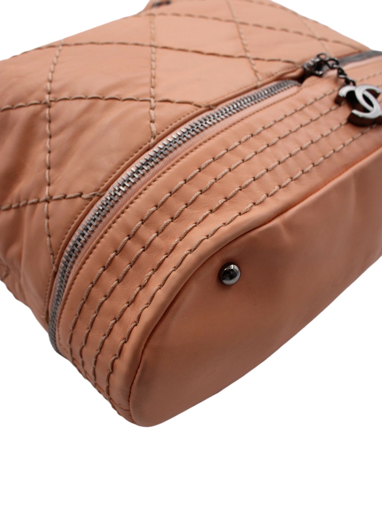 Secchiello Chanel Expandable in Pelle Salmone thumb