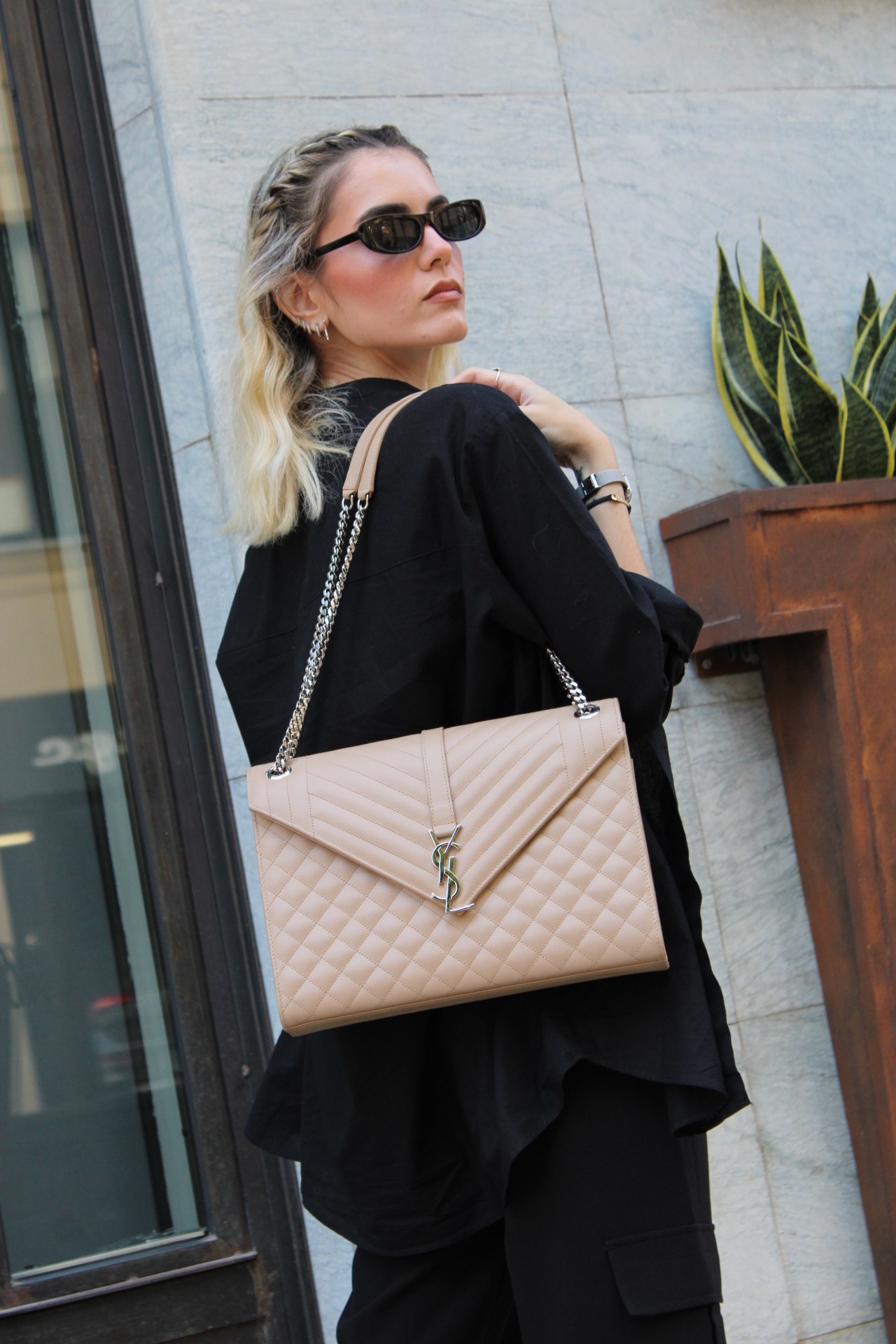 Borsa Yves Saint Laurent Envelope Large thumb