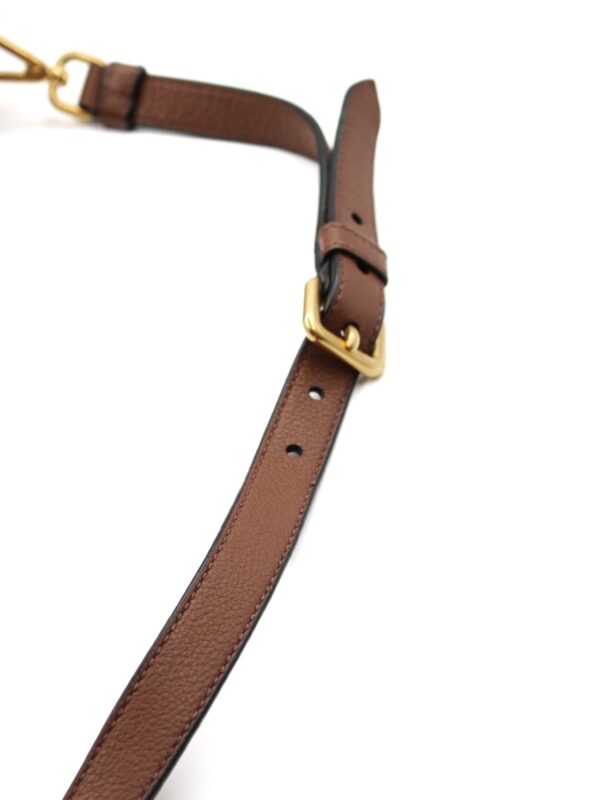 Shopper Prada in pelle martellata marrone