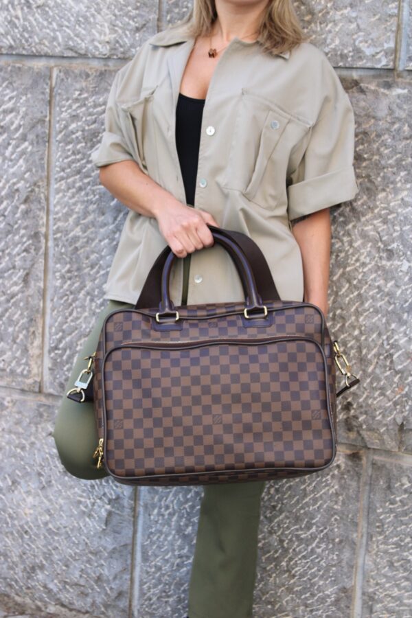 Borsa Louis Vuitton Ikar in Damier Ebene