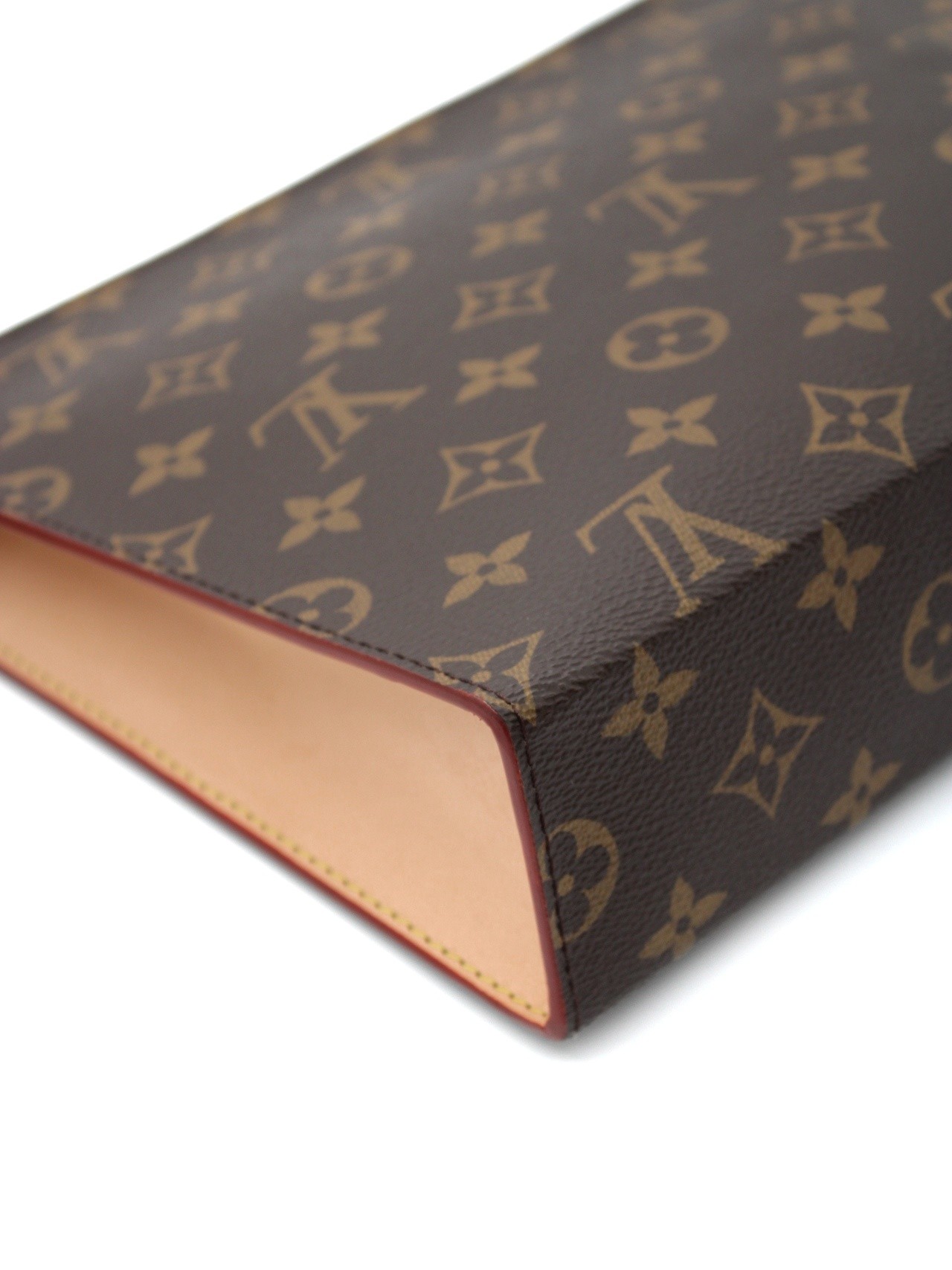 Louis Vuitton Trouse Toilette in monogram thumb