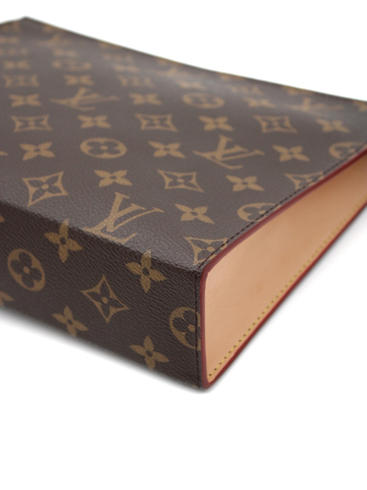 Louis Vuitton Trouse Toilette in monogram thumb