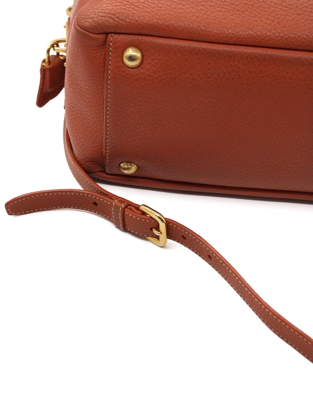 Bauletto Prada in pelle martellata thumb