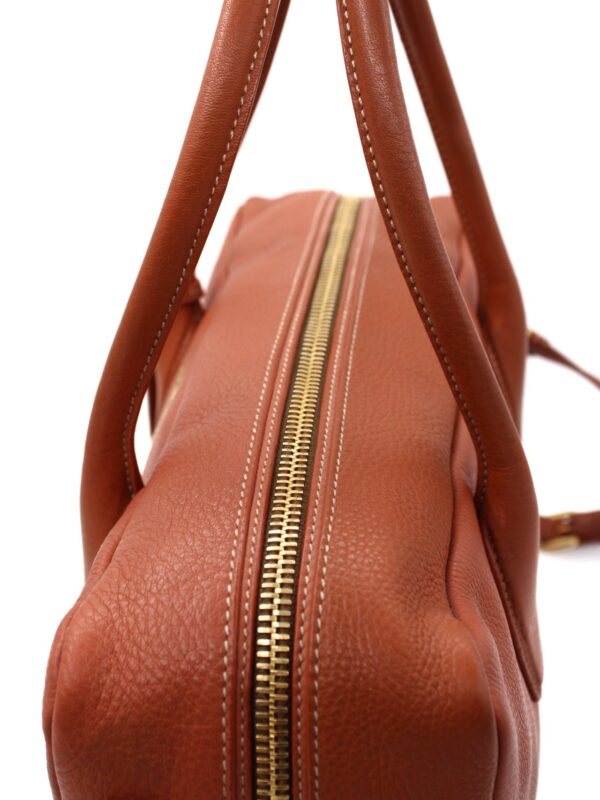 Bauletto Prada in pelle martellata