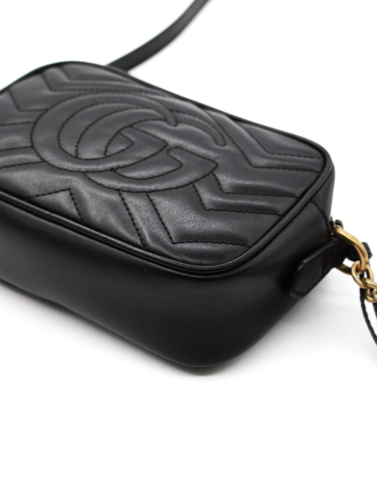Borsa Gucci Mini Marmont in pelle nera thumb