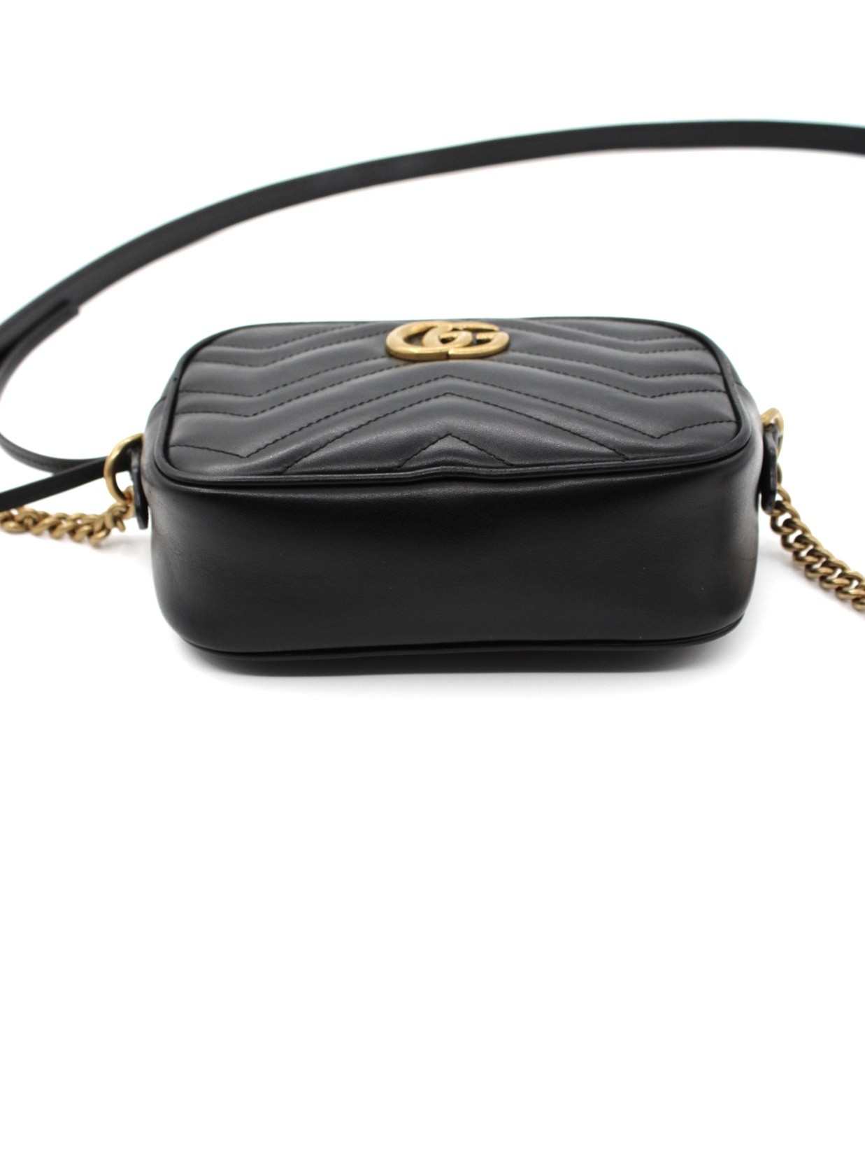 Borsa Gucci Mini Marmont in pelle nera thumb