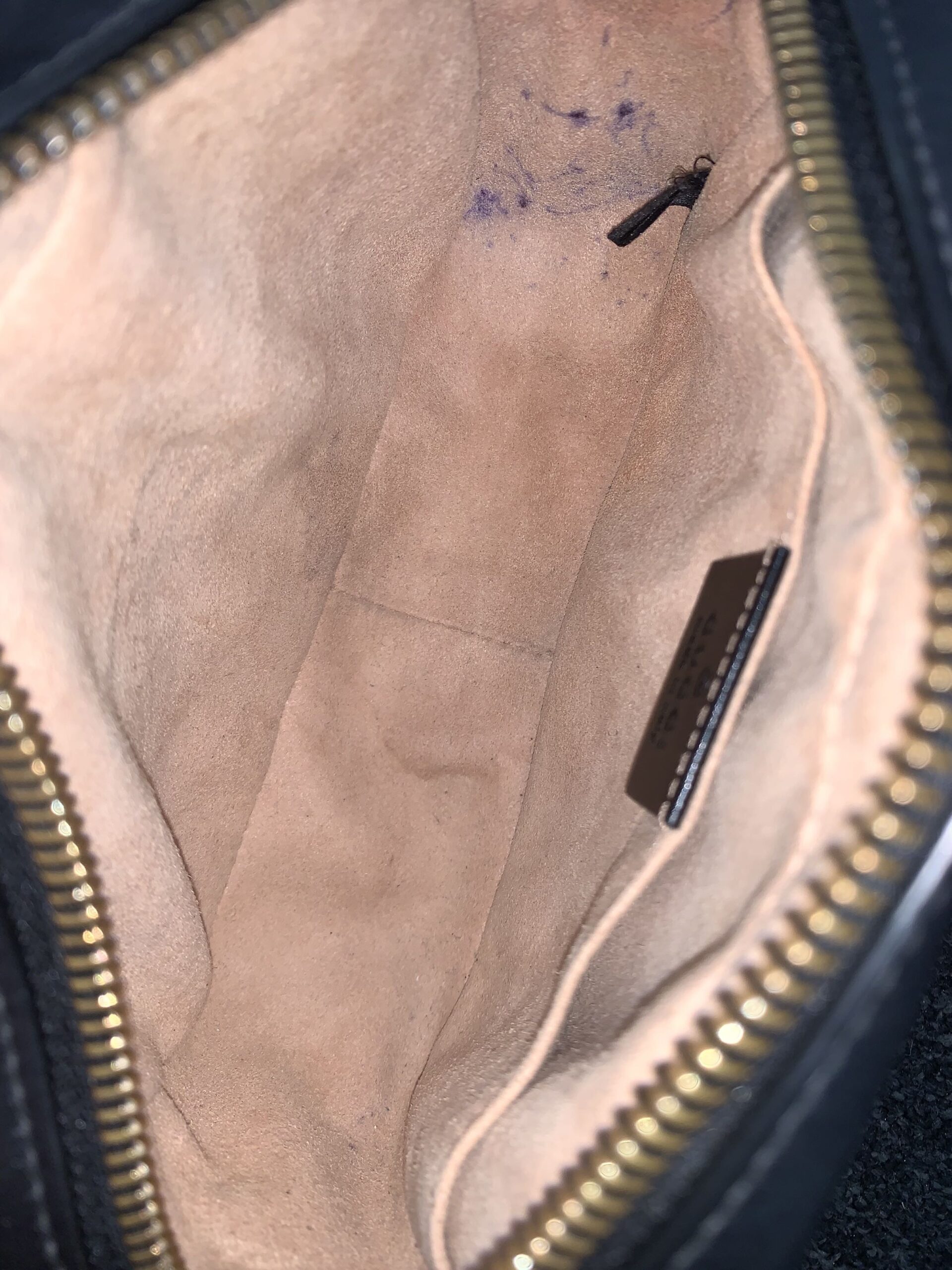 Borsa Gucci Mini Marmont in pelle nera thumb