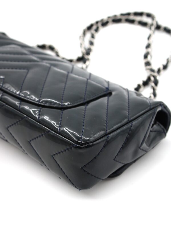 Borsa Chanel Patent Chevron East West