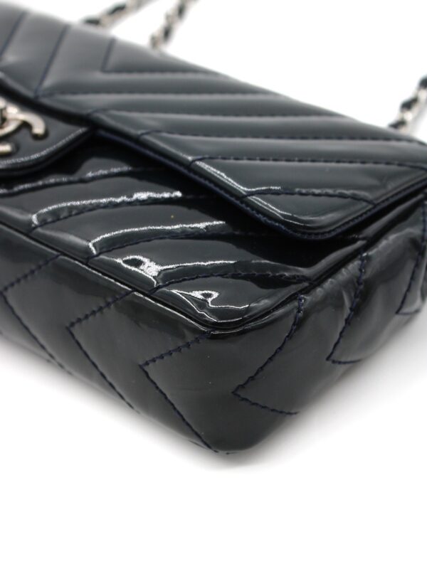 Borsa Chanel Patent Chevron East West