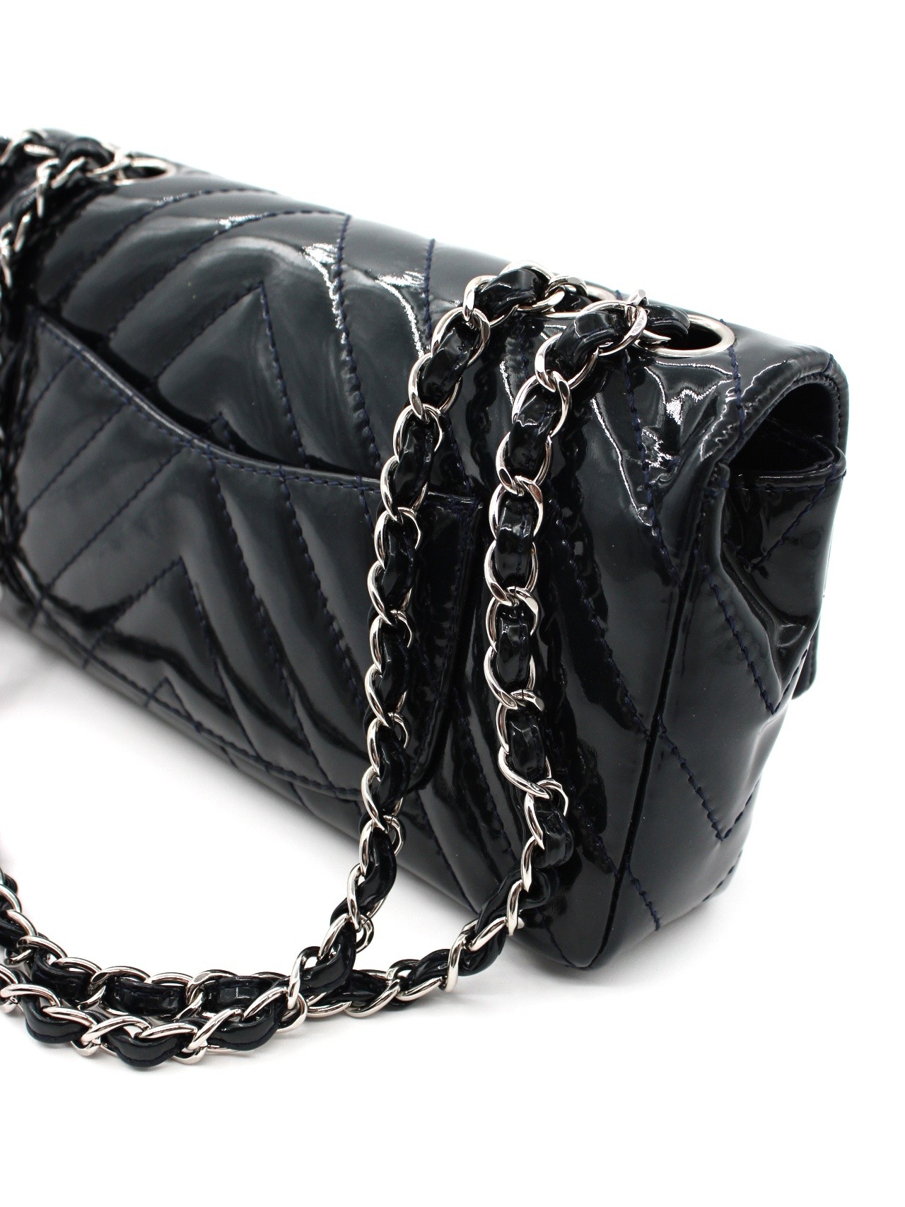 Borsa Chanel Patent Chevron East West thumb