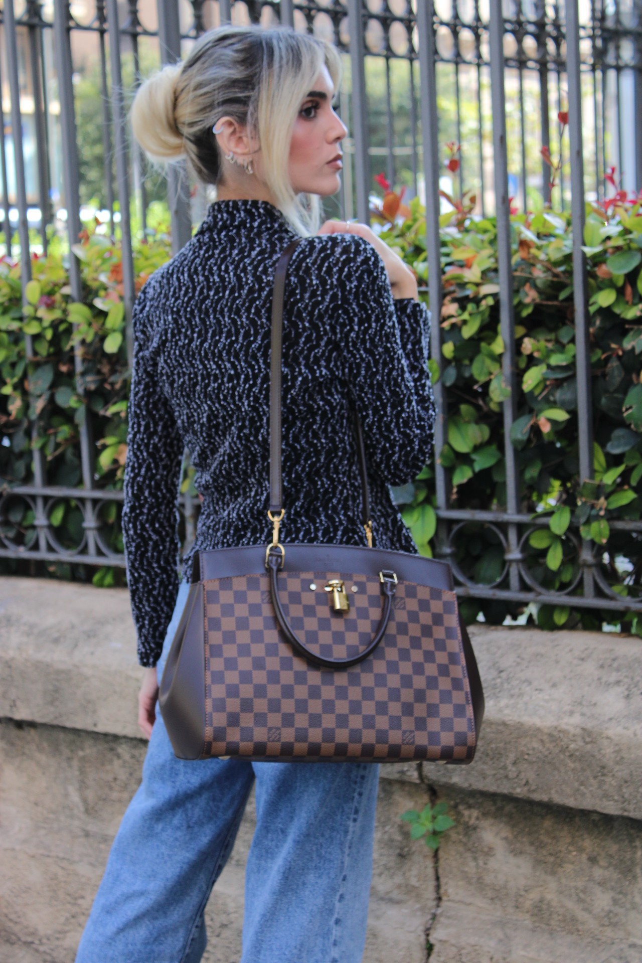Borsa Louis Vuitton Rivoli in damier ebene thumb