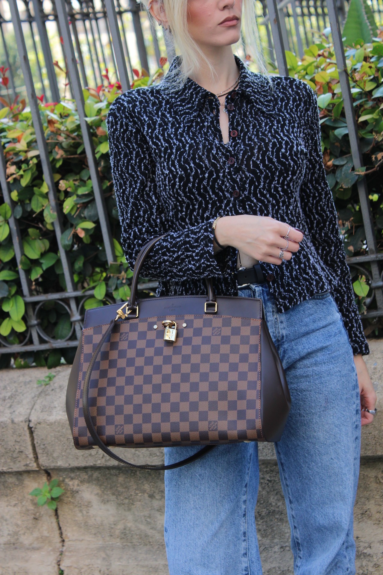 Borsa Louis Vuitton Rivoli in damier ebene thumb