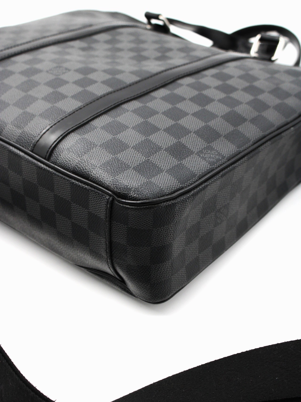 Tracolla Louis Vuitton Tadao PM thumb