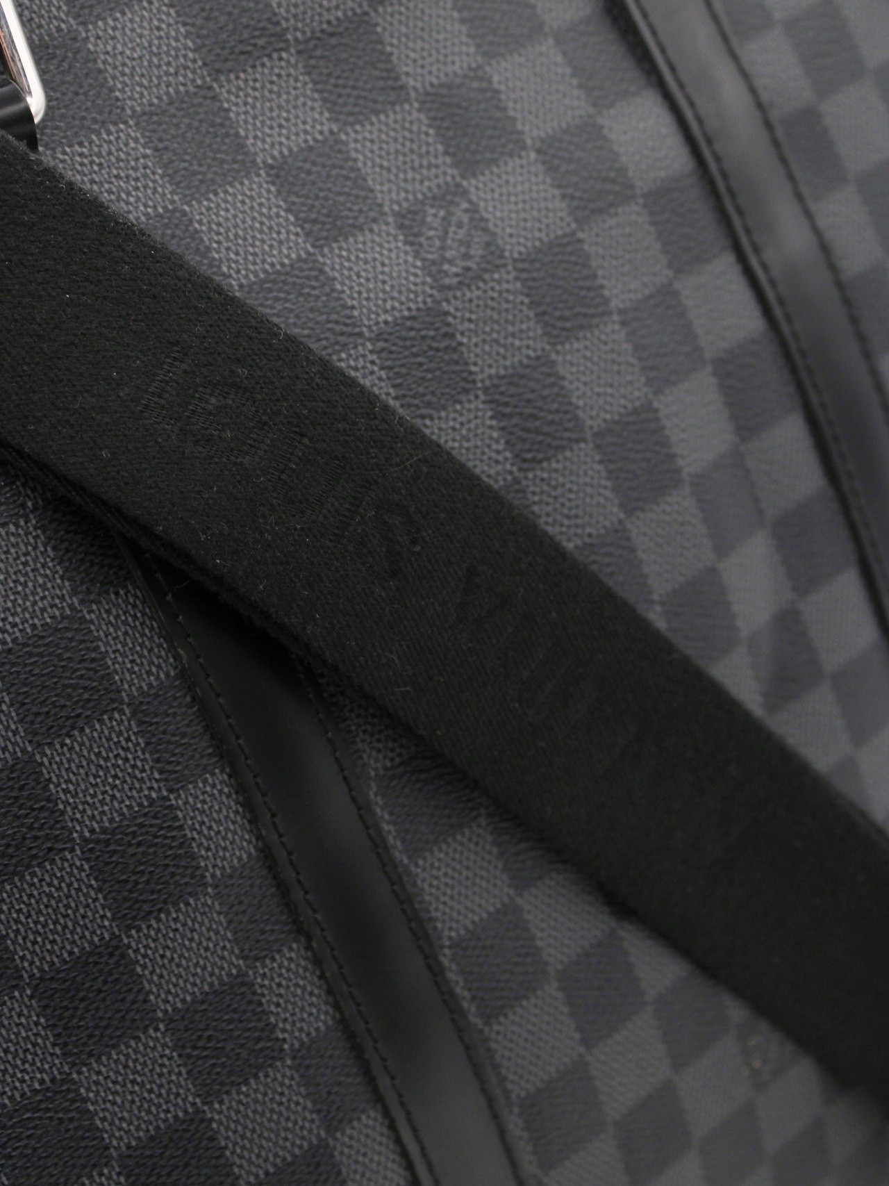 Tracolla Louis Vuitton Tadao PM thumb