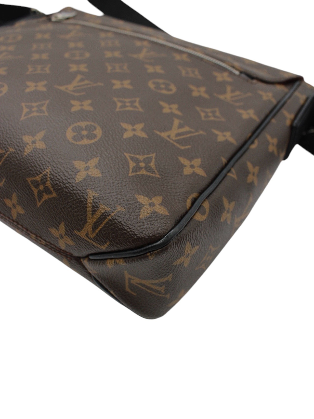 Tracolla Louis Vuitton Monogram Macassar District PM thumb